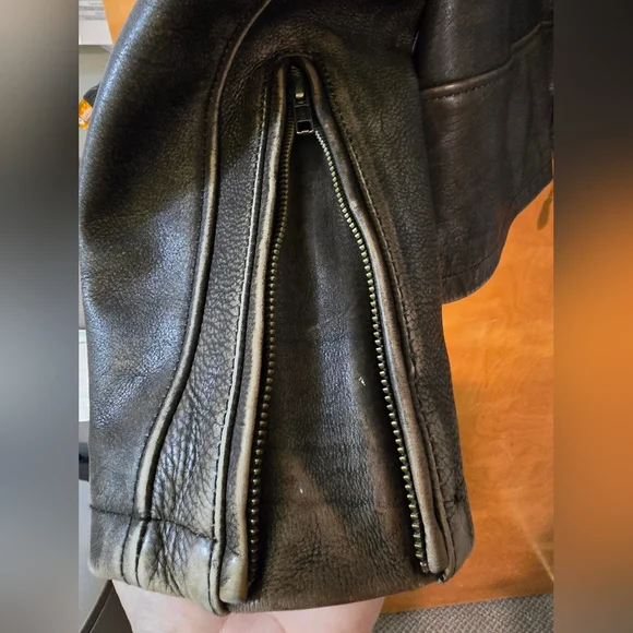 Wilsons Vintage USA Leather Jacket - Picture 3 of 16